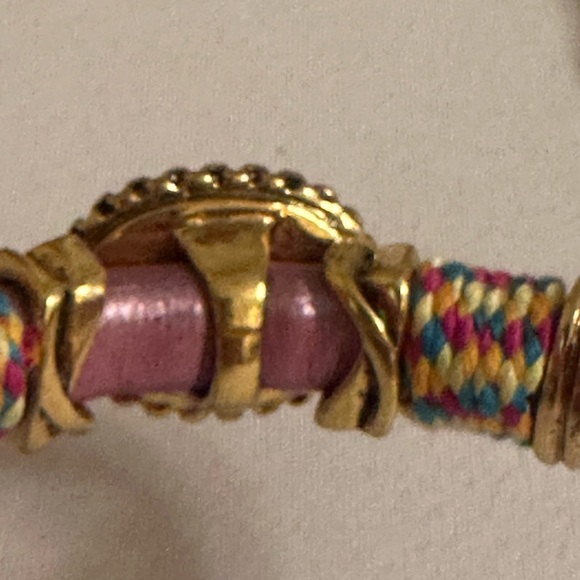LAURA JANELLE Signed Gold Tone Bracelet with Gemstone Focal Point Magnetic Clasp - Picture 7 of 9